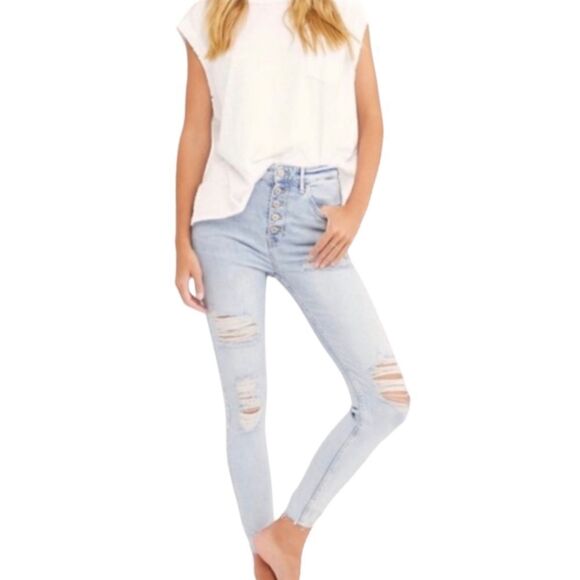 Free People Light Wash Sabrina Skinny Fray Jeans Light Bleach Indigo Size 26 - Picture 1 of 8